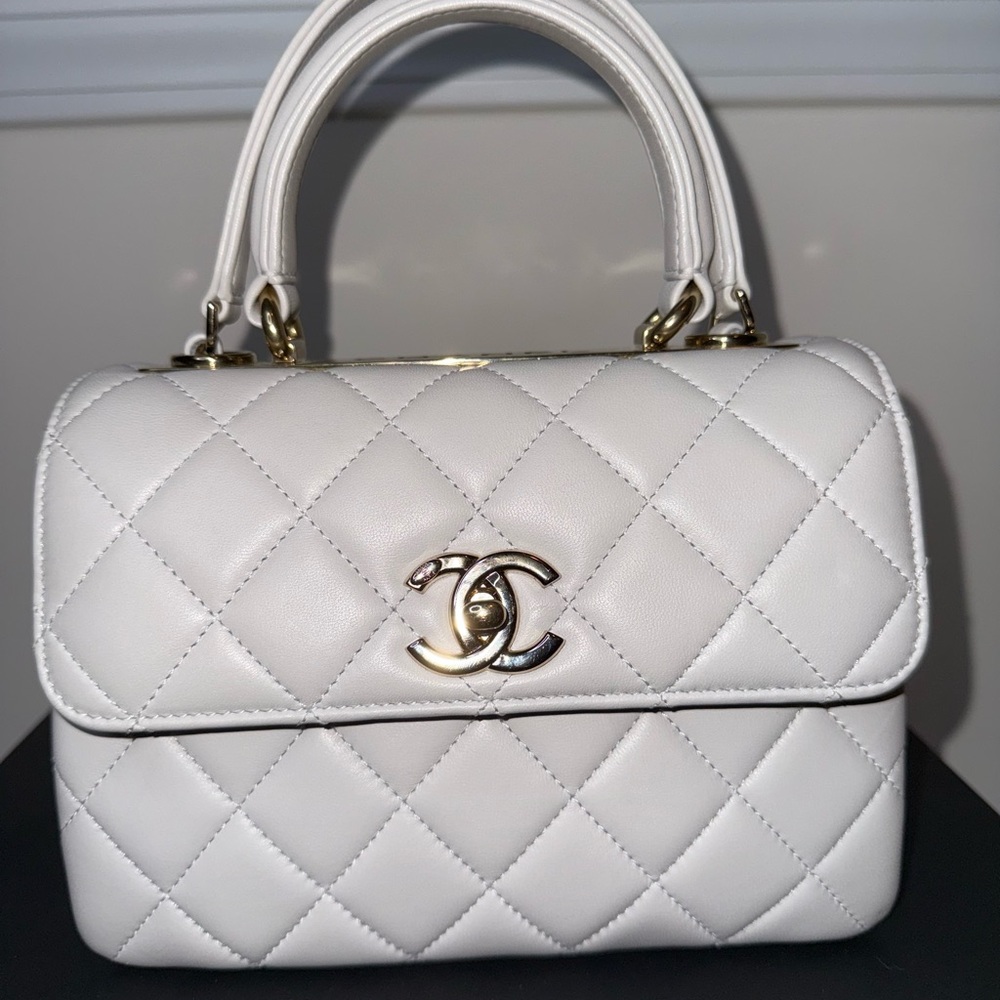 CHANEL flap dual Handle bag